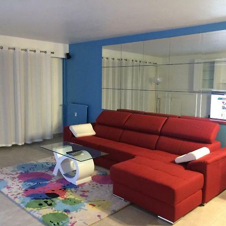 Grand Appartement A Louer Vue Sur Seine Melun Exterior photo