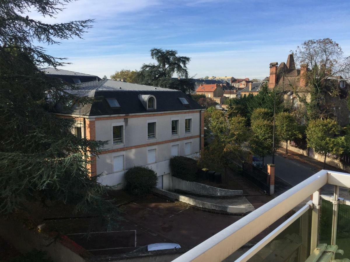 Grand Appartement A Louer Vue Sur Seine Melun Exterior photo